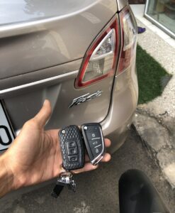 Chìa khóa xe Camry