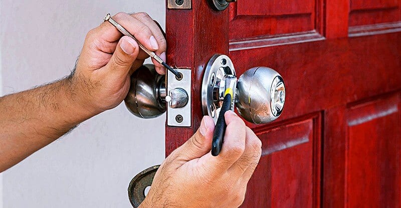 Sửa khóa cửa