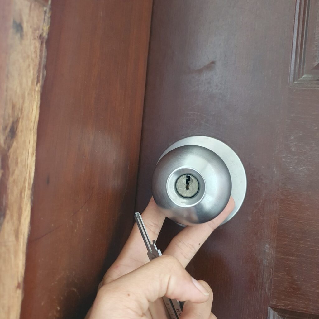 địa chỉ sửa khóa giá rẻ nhanh chóng Tân Bình